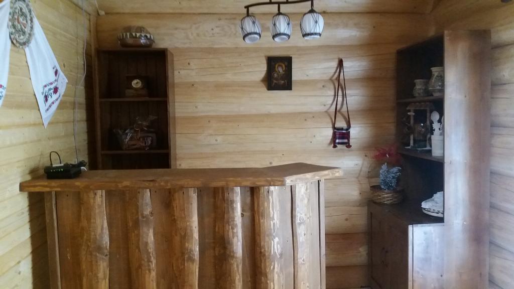 Casutele Din Moisei Hotel Екстериор снимка
