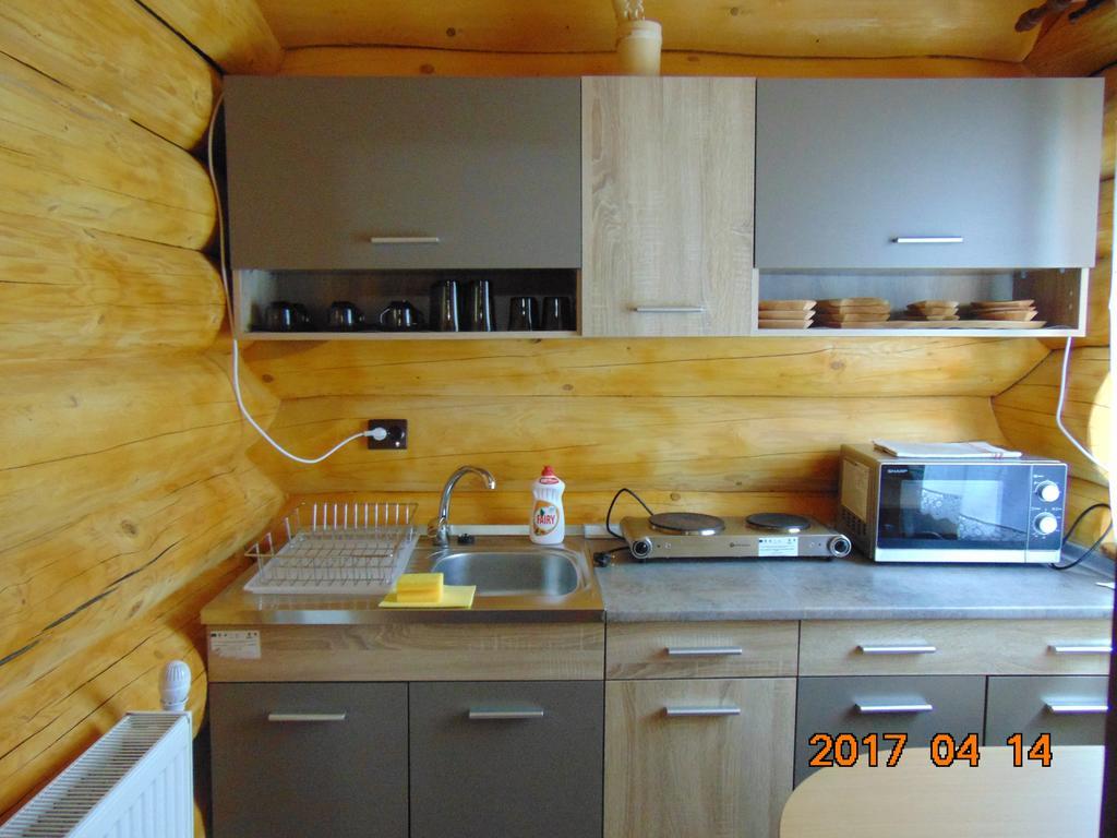 Casutele Din Moisei Hotel Екстериор снимка